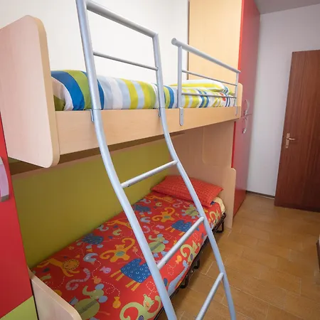 Elena Apartment *